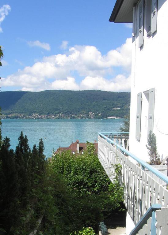Villa Le Lac Cottage Au Bord Du Lac D'Annecy - Chambre Chez L'Habitant - Les Terrasses Du Lac Veyrier-du-Lac Buitenkant foto